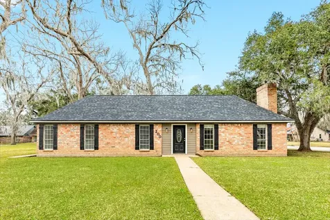 200 Wentworth Drive West Columbia TX 77486