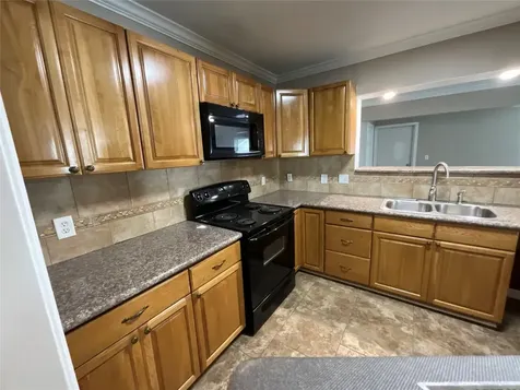 4806 Alamo Drive Galveston TX 77551