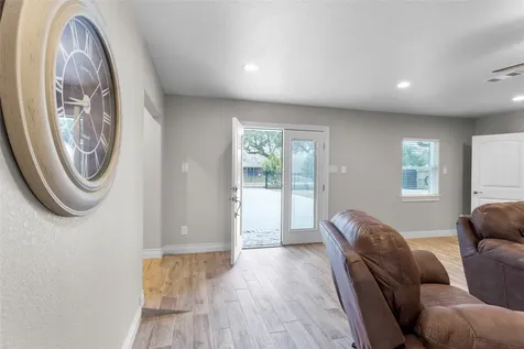 13800 6th Street Santa Fe TX 77517