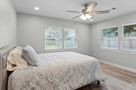 13800 6th Street Santa Fe TX 77517