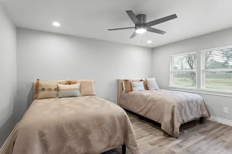 13800 6th Street Santa Fe TX 77517
