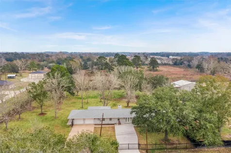 13800 6th Street Santa Fe TX 77517