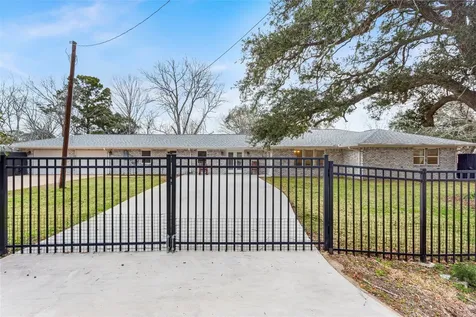 13800 6th Street Santa Fe TX 77517