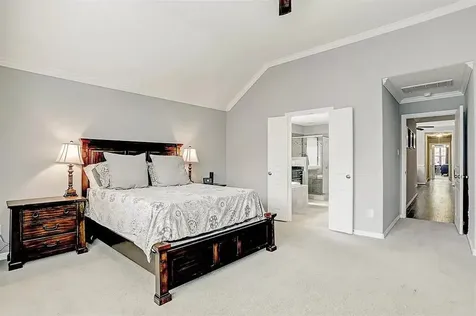 5329 Petty Street Houston TX 77007