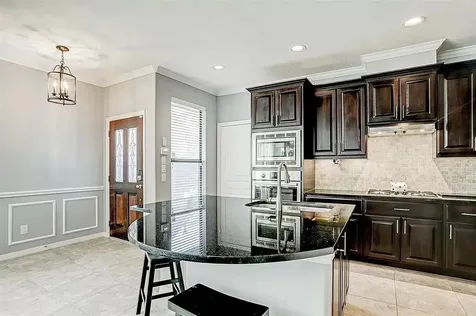 5329 Petty Street Houston TX 77007