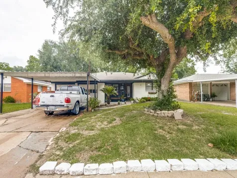 124 Bluebird Lane Pasadena TX 77502