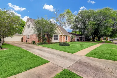 12346 Huntington Venture Drive Houston TX 77099