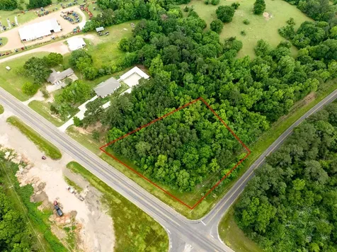 1012 NE Loop 304 Crockett TX 75835