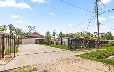 9708 Lockwood Drive Houston TX 77016