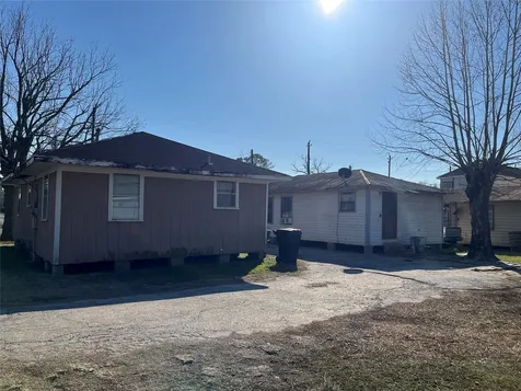 1002 Wilburforce Street Houston TX 77091