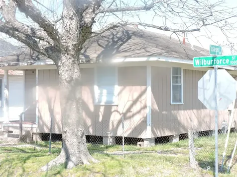 1002 Wilburforce Street Houston TX 77091