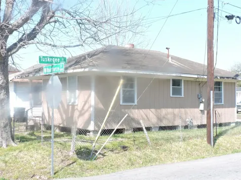 1002 Wilburforce Street Houston TX 77091
