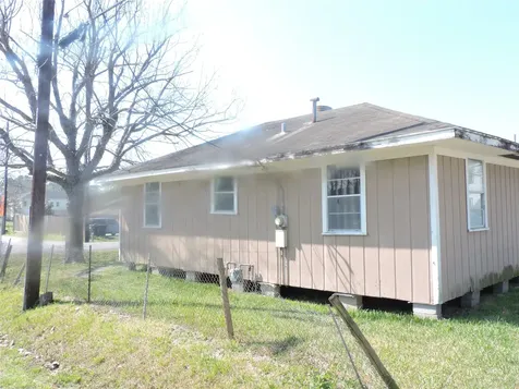 1002 Wilburforce Street Houston TX 77091