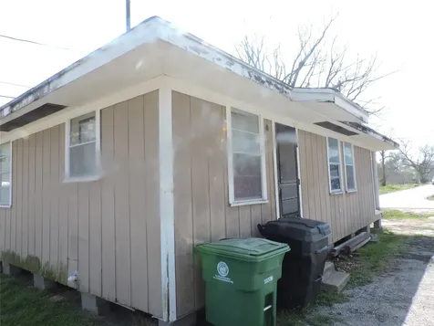 1002 Wilburforce Street Houston TX 77091