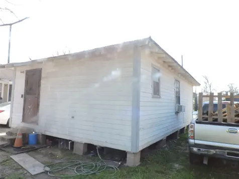 1002 Wilburforce Street Houston TX 77091