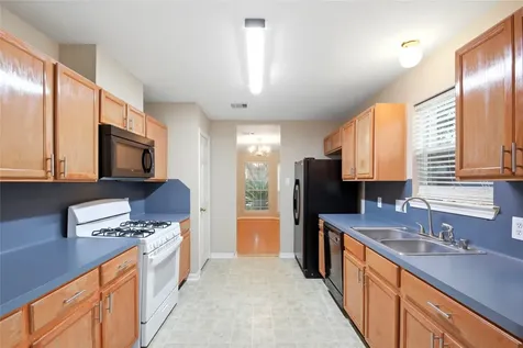 3924 Highland Vale Court Fresno TX 77545