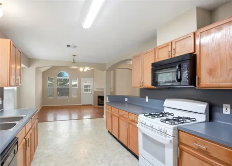 3924 Highland Vale Court Fresno TX 77545