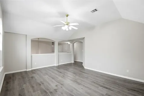 3924 Highland Vale Court Fresno TX 77545