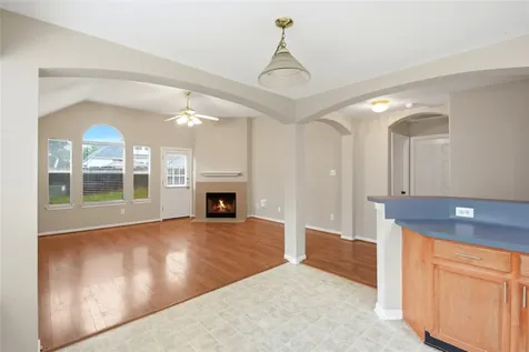 3924 Highland Vale Court Fresno TX 77545