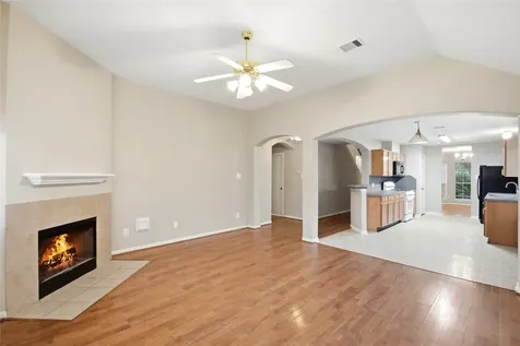 3924 Highland Vale Court Fresno TX 77545