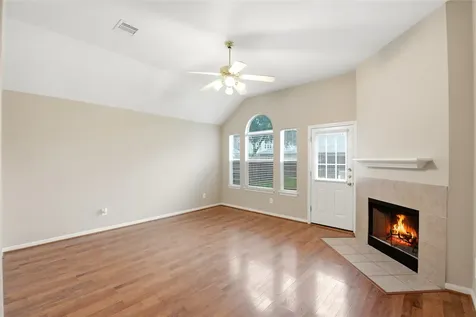 3924 Highland Vale Court Fresno TX 77545