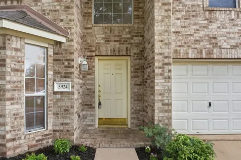 3924 Highland Vale Court Fresno TX 77545