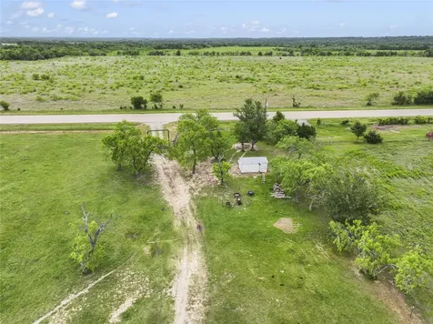 3932 Fm 1245 Groesbeck TX 76642
