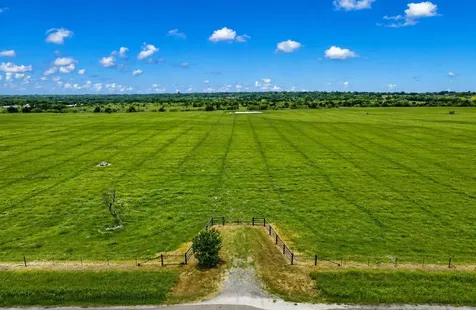 3932 Fm 1245 Groesbeck TX 76642