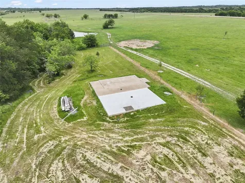 3932 Fm 1245 Groesbeck TX 76642