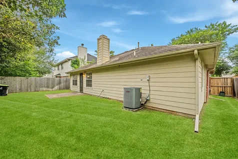 15007 Changing Oak Ridge Court Houston TX 77082