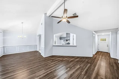 15007 Changing Oak Ridge Court Houston TX 77082