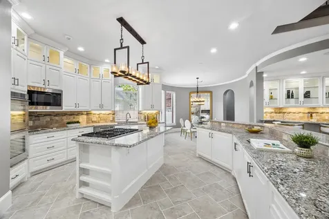 907 Enclave Lake Drive Houston TX 77077