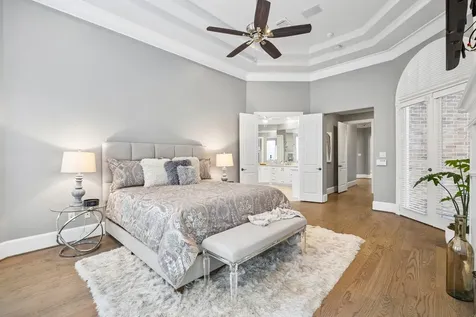 907 Enclave Lake Drive Houston TX 77077