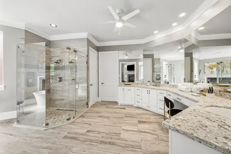 907 Enclave Lake Drive Houston TX 77077