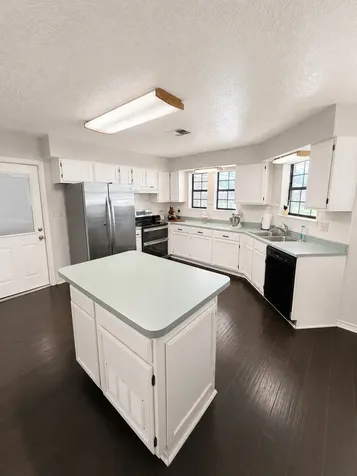 809 John Albert Drive East Bernard TX 77435