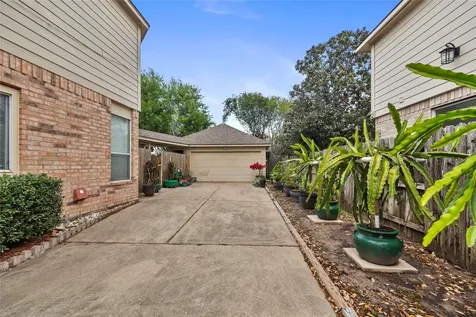 2619 Landera Court Pearland TX 77584