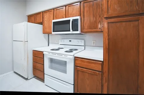 8055 Cambridge Street 17 Houston TX 77054