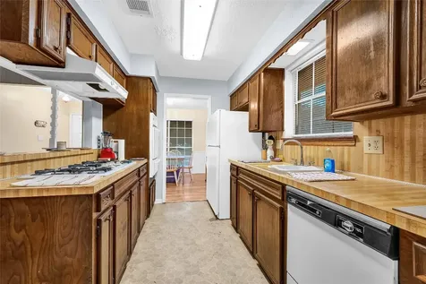 7314 Woodsman Trail Houston TX 77040