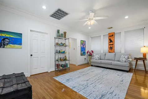 26 Stalynn Lane Houston TX 77027
