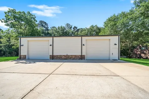 12881 Bruce Road Willis TX 77318