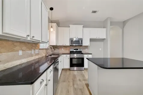 6431 Applewood Forest Drive Katy TX 77494