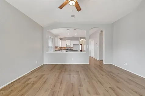 6431 Applewood Forest Drive Katy TX 77494