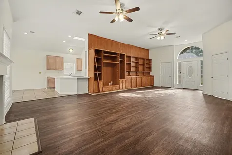 1601 Oak Place Court Pearland TX 77581