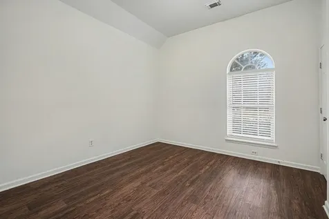 1601 Oak Place Court Pearland TX 77581