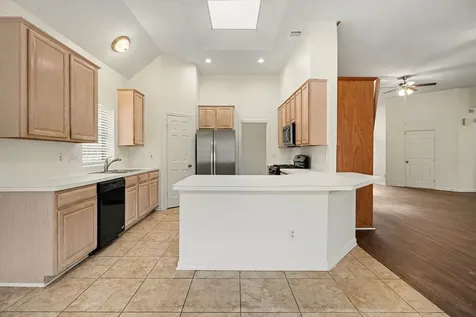 1601 Oak Place Court Pearland TX 77581