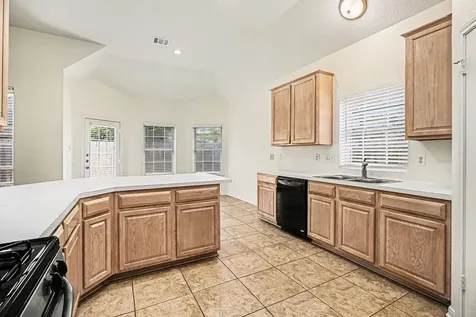 1601 Oak Place Court Pearland TX 77581