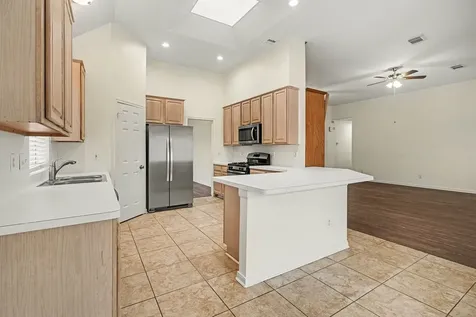 1601 Oak Place Court Pearland TX 77581