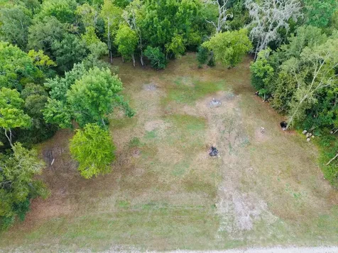 0 Elm Cr 825c Street West Columbia TX 77486