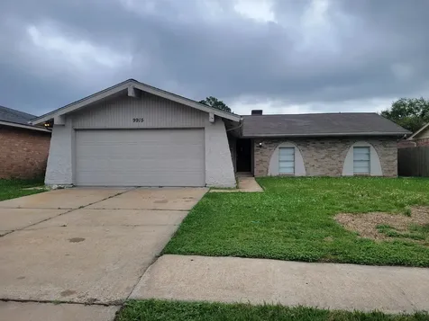 9915 Towne Brook Lane Sugar Land TX 77498