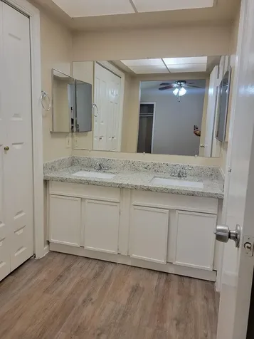 9915 Towne Brook Lane Sugar Land TX 77498